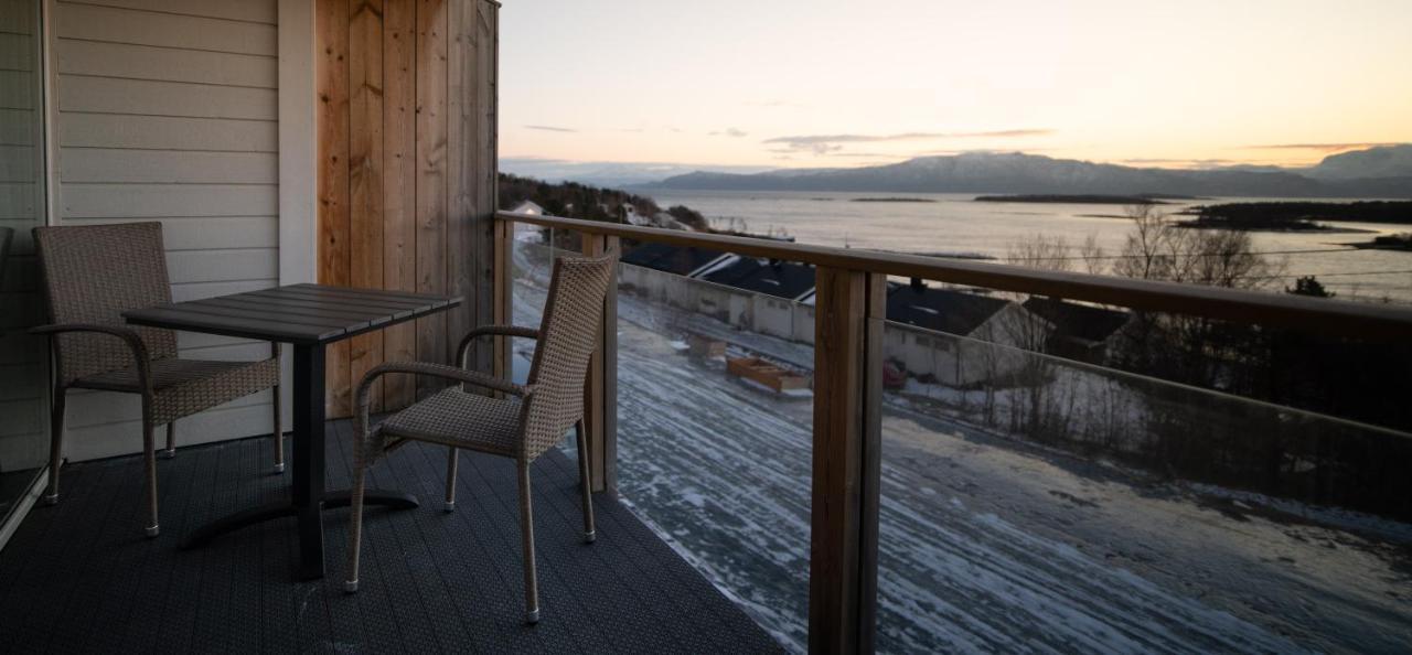 Apartament Destination Senja - Stonglandseidet Zewnętrze zdjęcie
